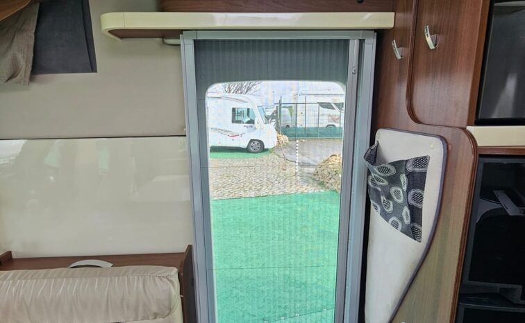 MC LOUIS NEVIS 876G completo