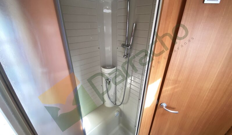 BURSTNER IXEO IT 735 completo