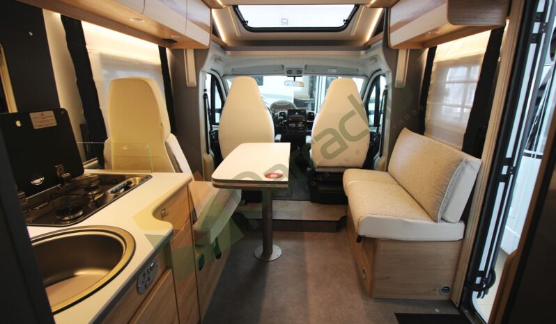 DETHLEFFS JUST T7052 DBL completo