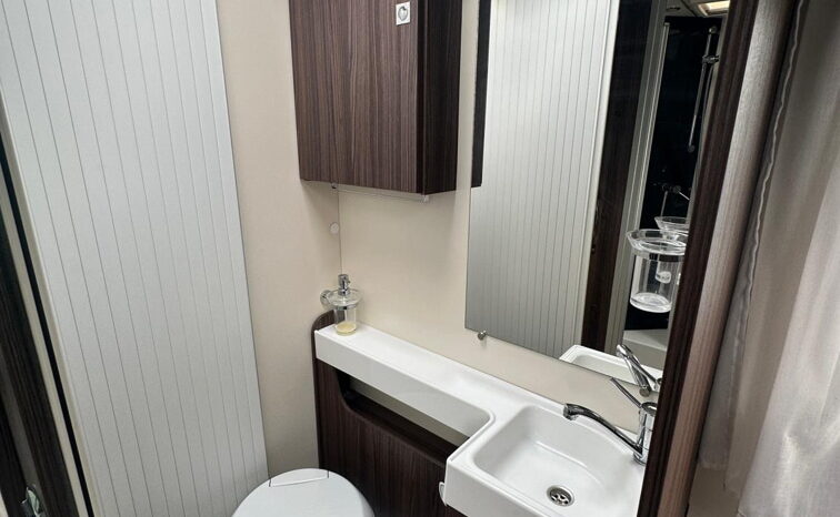 Benimar Tessoro 495 completo