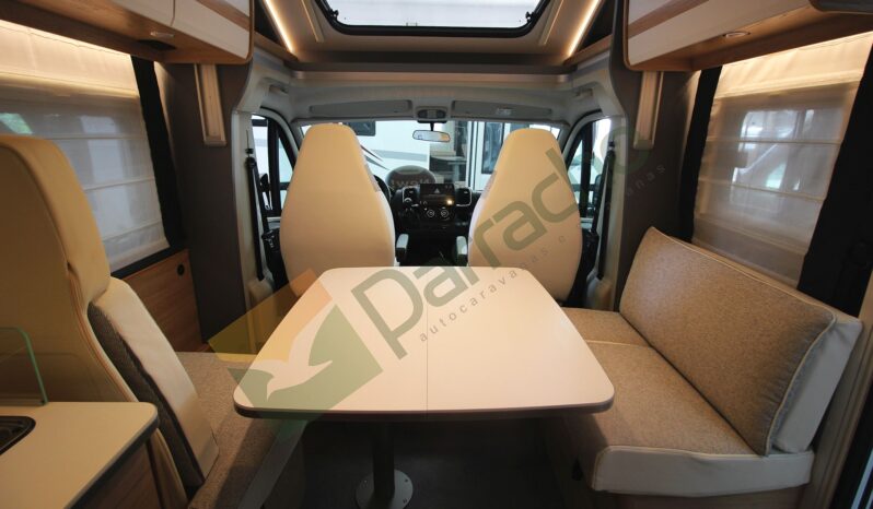 DETHLEFFS JUST T7052 DBL completo