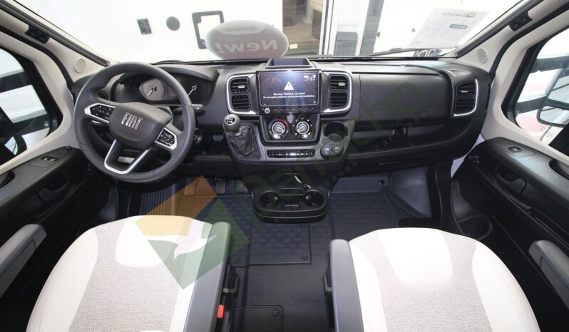 DETHLEFFS JUST T7052 DBL completo