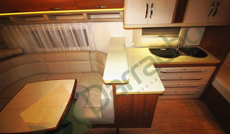 HOBBY PREMIUM 560 CFE completo