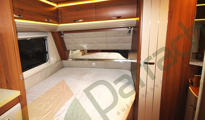 HOBBY PREMIUM 560 CFE completo