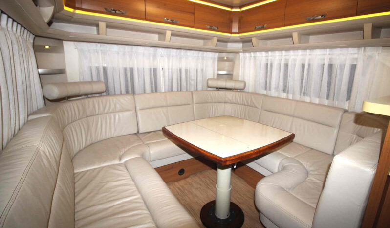 HOBBY PREMIUM 560 CFE completo