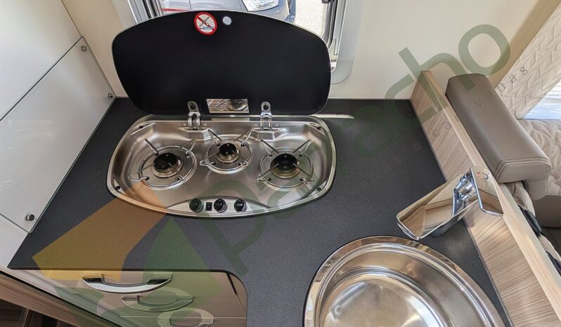BURSTNER LYSEO T734 U18 completo